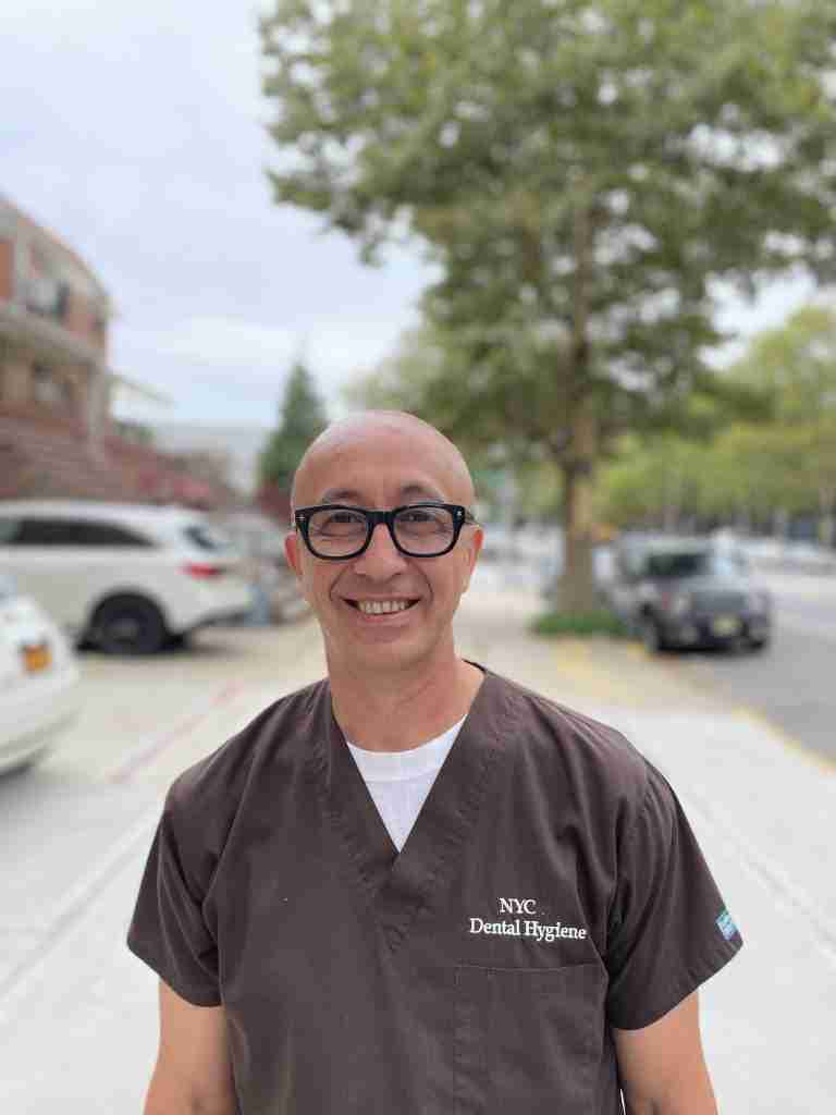 Dentist Khurshid in Sheepshead Bay, Midwood Brooklyn NYC